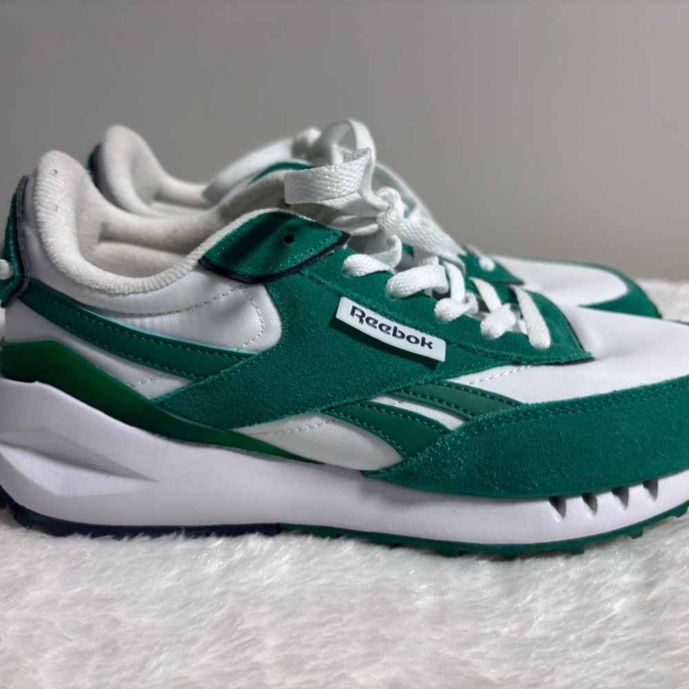 Reebok Forte Racer Green Size Woman’s 8.5